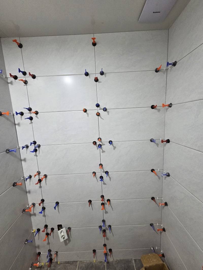임진강역 상가 식당·음식점·카페 주방 트렌치 주변 방수·논슬립 바닥타일 보수